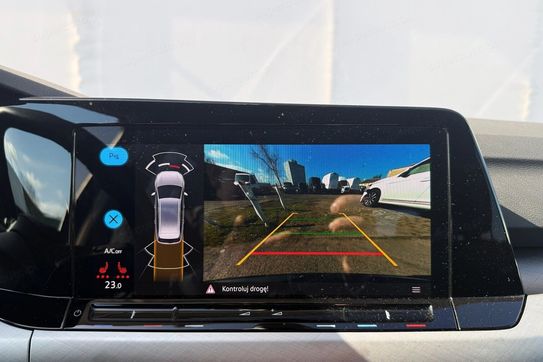 Volkswagen Golf VIII 1.5 eTSI Life DSG