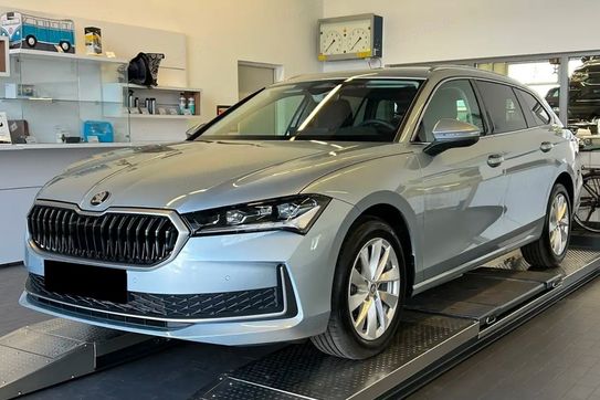 Skoda Superb Drive 1.5 TSI mHEV DSG