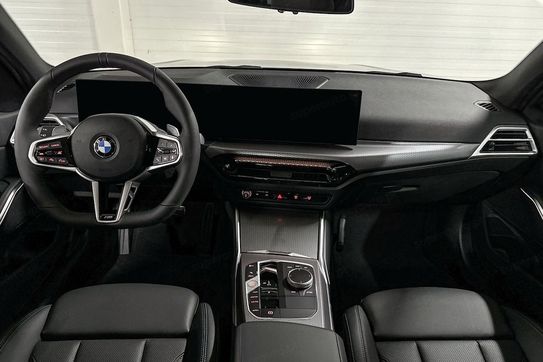 BMW Seria 3 320i M Sport