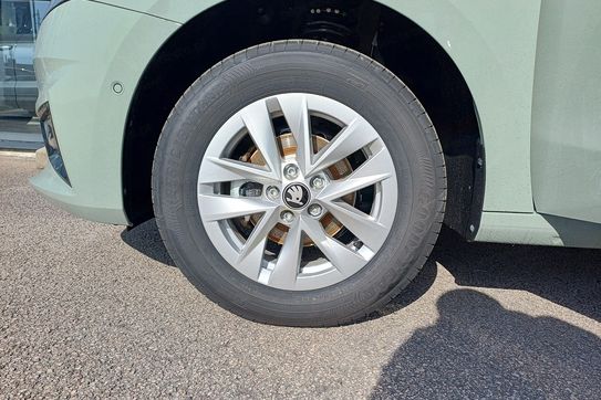 Skoda Fabia Drive 1.0 TSI DSG