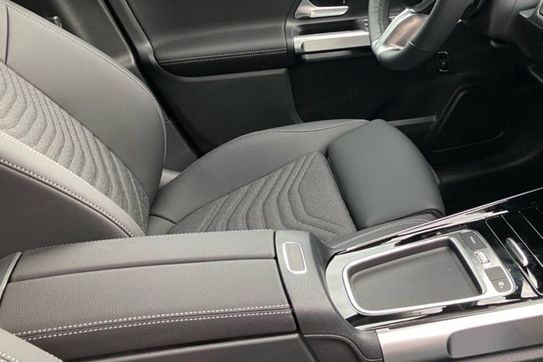 Mercedes GLB 200 Progressive