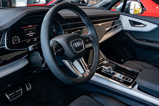 Audi Q7 50 TDI quattro S Line