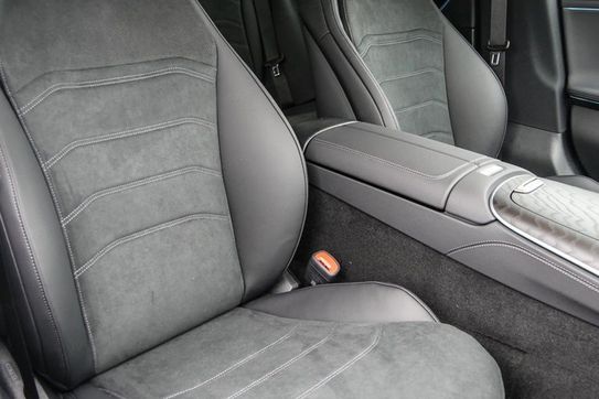 Mercedes Klasa E 220 d 4-Matic AMG