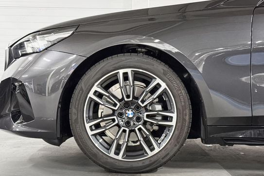 BMW Seria 5 520d M Sport