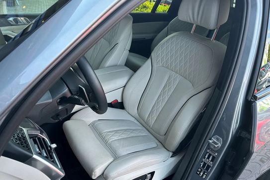 BMW X7 M60i xDrive