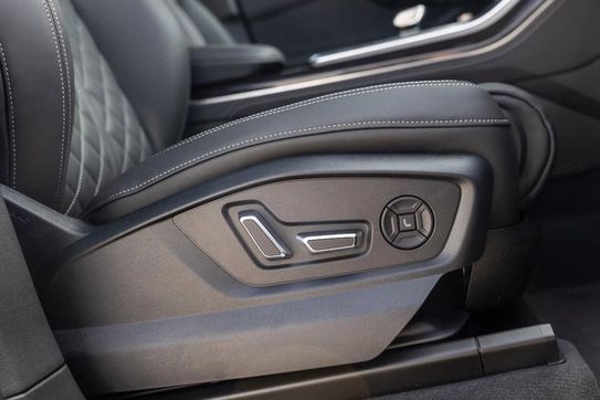 Audi Q7 50 TDI quattro