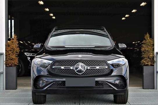 Mercedes GLC 300  4-Matic AMG Line