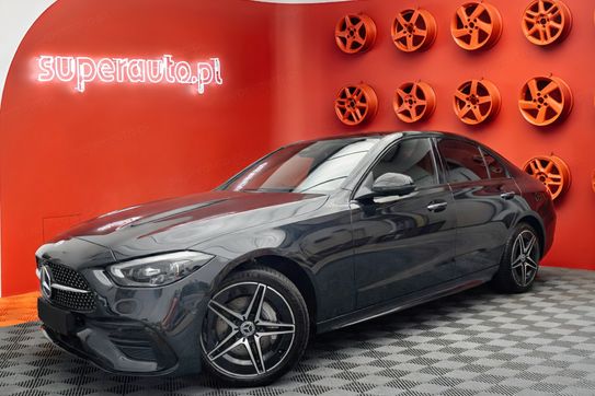 Mercedes Klasa C 200 4-Matic AMG