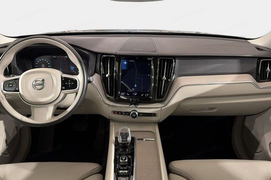 Volvo XC60 B4 D Momentum