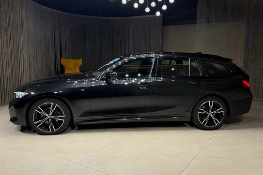 BMW Seria 3 Touring 320d xDrive M Sport