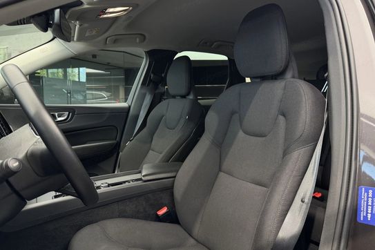 Volvo XC60 B4 B Momentum Pro aut