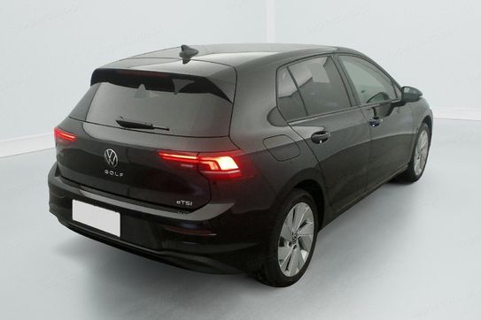 Volkswagen Golf LIFE PLUS 1.5 eTSI EVO2 DSG7