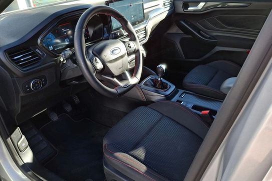 Ford Focus 1.0 EcoBoost ST-Line X