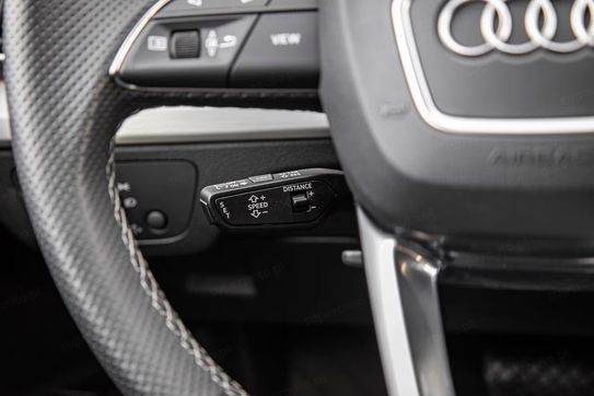 Audi Q5 55 TFSI e quattro S Line Sportback