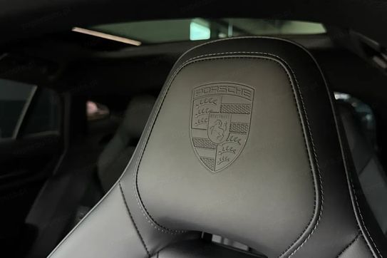 Porsche Panamera 4 E-Hybrid