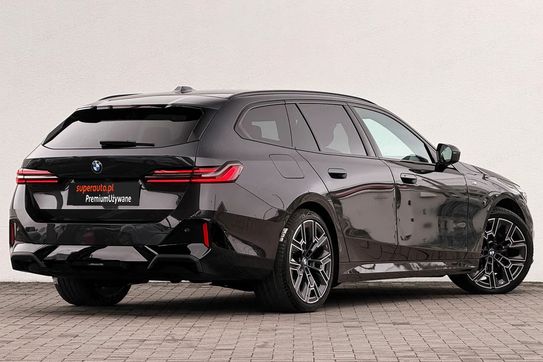 BMW Seria 5 Touring 520d xDrive M Sport