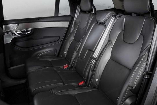 Volvo XC90 T8 AWD Plug-In Hybrid Ultra Dark 7os