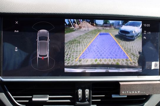Porsche Cayenne Platinum Edition