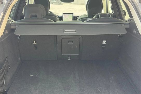 Volvo XC60 B5 B AWD Plus Dark