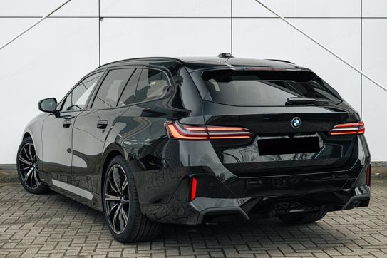 BMW Seria 5 Touring 520d xDrive M Sport