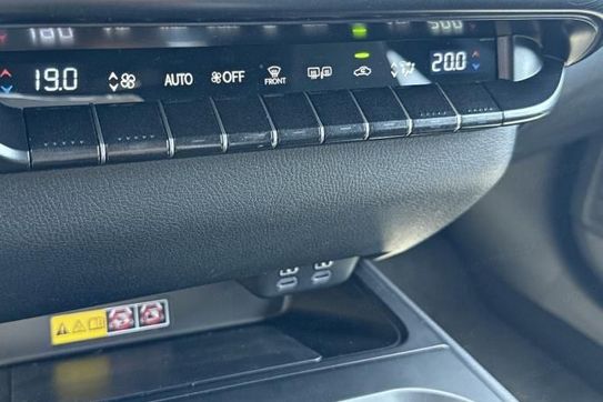 Lexus UX 300h F Sport Design Hybrid Dynamic Force