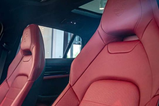 Porsche Panamera 4 E-Hybrid