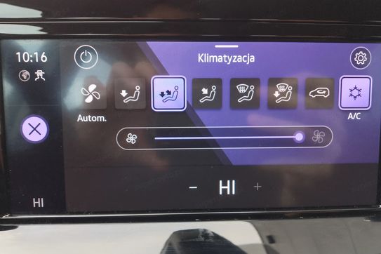 Volkswagen Golf VIII 2.0 TDI Life DSG