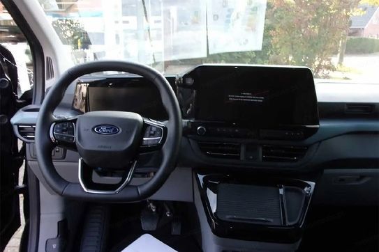 Ford Tourneo Custom 320 L1H1 Active A8 AWD