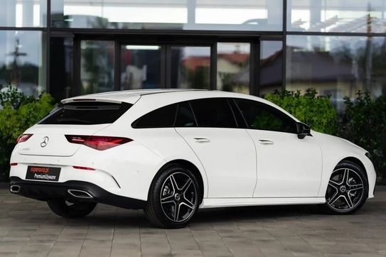 Mercedes CLA Shooting Brake 200 AMG Line