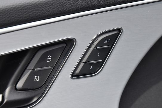 Audi Q8 TFSI e quattro