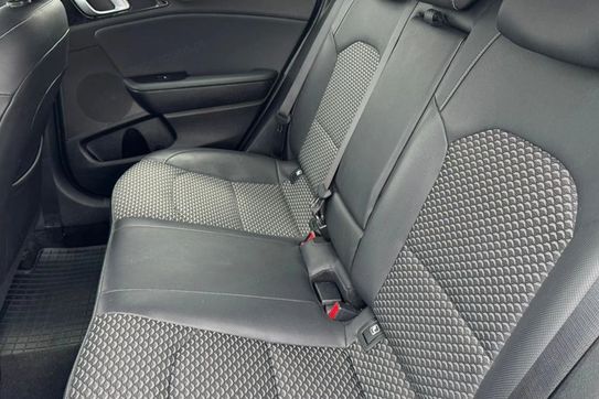 Kia Ceed 1.5 t-Gdi Tribute Dct