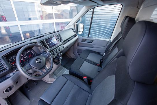 Volkswagen Crafter Kontener 8EP + Winda