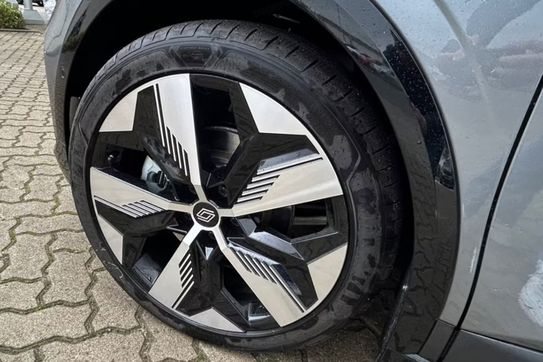 Renault Megane Techno E-TECH Comfort Range
