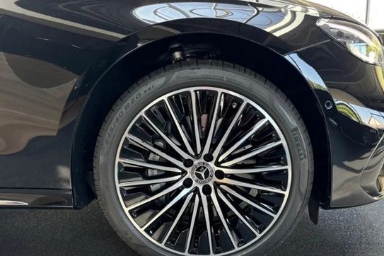 Mercedes Klasa E 220 d 4-Matic AMG