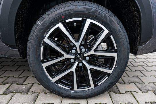 JAC JS8 PRO 1.5 T-GDI 7 DCT 6os.