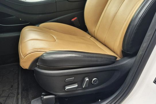 Hyundai Santa Fe 1.6 t-Gdi Hev Platinum