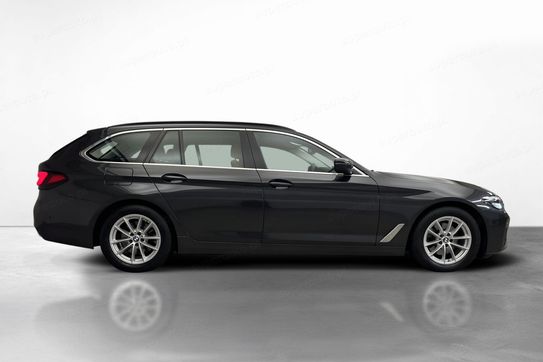 BMW Seria 5 520d xDrive mHEV aut