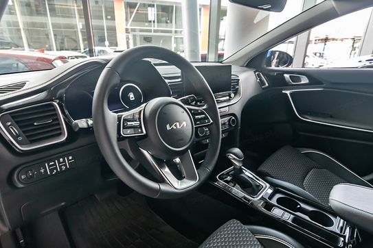 Kia XCeed 1.6 GDI PHEV Business Line DCT