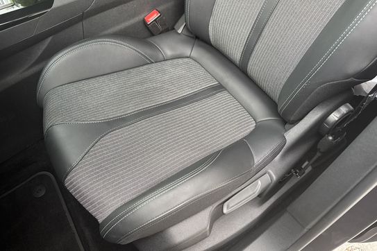 Peugeot 3008 Allure Pack 1.2 PureTech EAT8