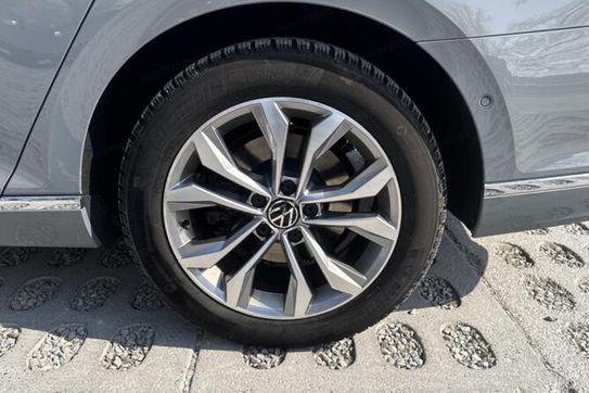 Volkswagen Passat Elegance 1.5 TSI EVO  DSG