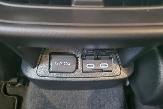 Lexus ES 300h Business Edition 2.5 E-CVT