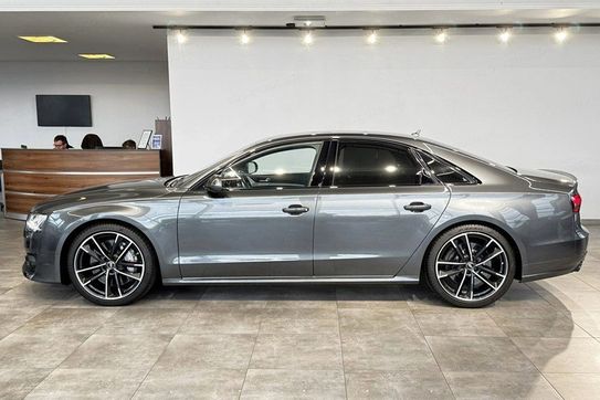 Audi A8 S8 Plus 4.0 TFSI quattro Tiptronic