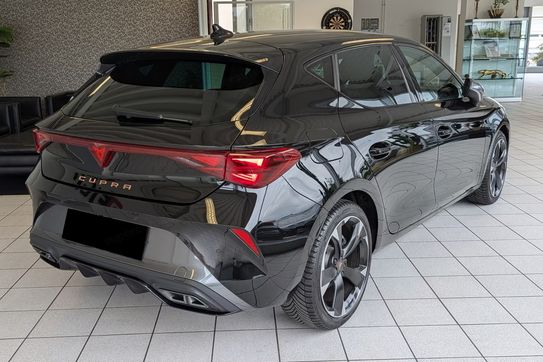 Cupra Leon 1.5 eTSI mHEV DSG