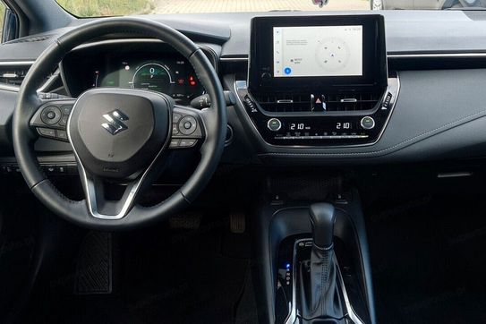 Suzuki Swace 1.8 Hybrid Premium Plus CVT