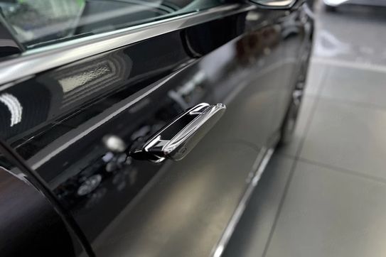 Mercedes Klasa E 300 e 4-Matic AMG