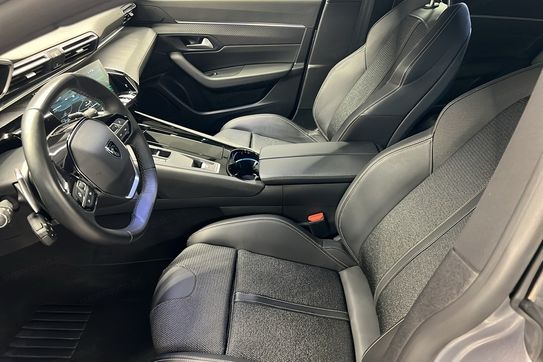 Peugeot 508 ALLURE 1.6 Hybrid e-EAT8