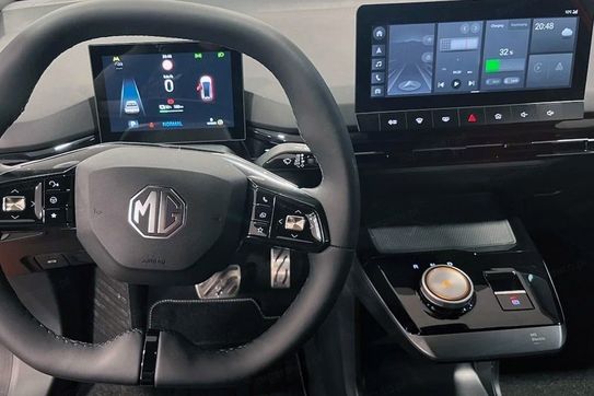 MG 4 64kWh XPower 4x4