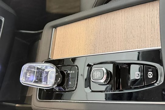 Volvo XC90 B5 B AWD Plus Bright 7os aut