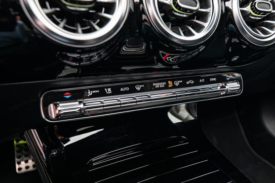 Mercedes CLA 250 4-Matic AMG Line