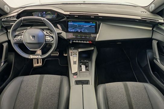 Peugeot 408 GT 1.2 mHEV e-DCS6